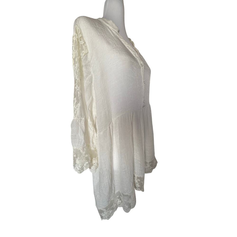 SKU2530 Lady Noiz Vintage White Lace Renaissance Tunic Top